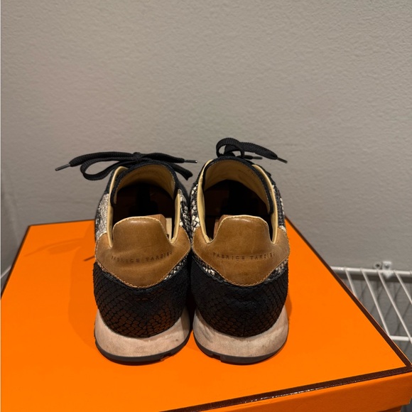 Fabrice Tardiue running style sneakers. Real python leather size 43.5/ 10.5 used - Picture 3 of 3